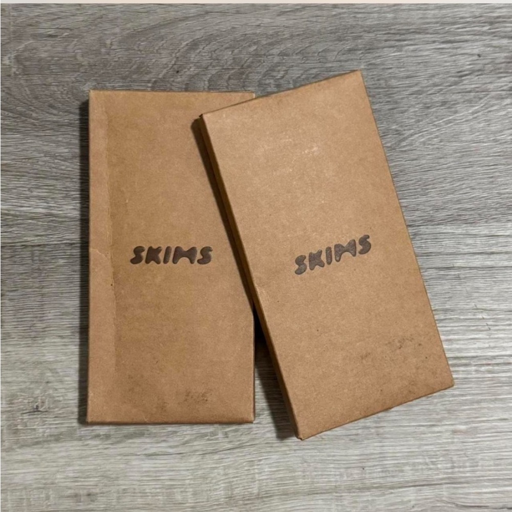 SKIMS 2pc Socks